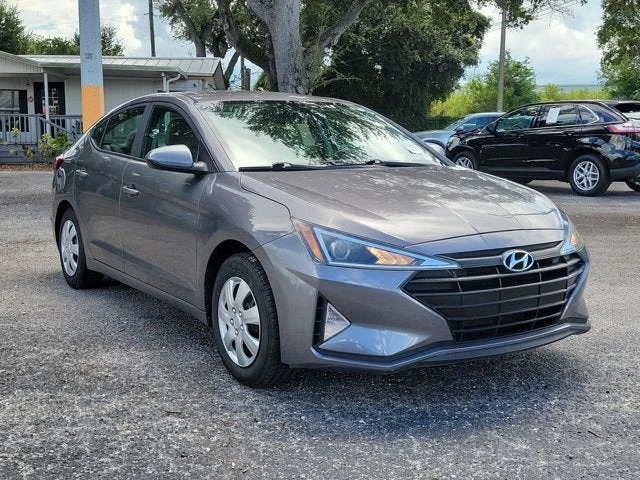 2019 Hyundai Elantra SE, Machine Gray, side view