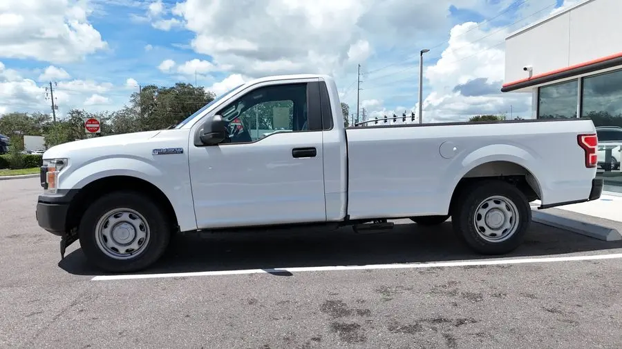 2020 Ford F-150 XL, Oxford White, side view